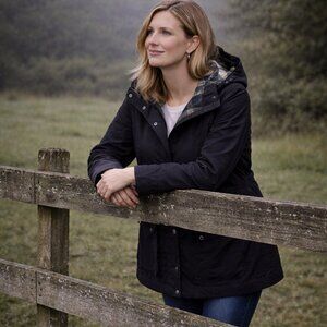 Barbour Beadnell Coat Waterproof Hooded Tartan Lined Black Jacket NWOT